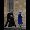 w the queen waves to the children from CCCs mm MW5A1238.jpg